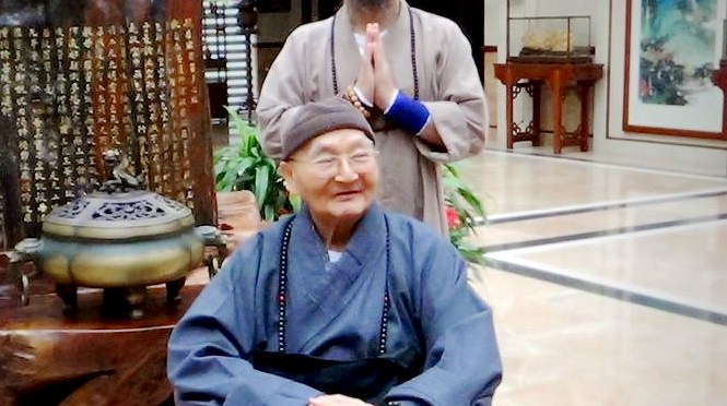 釋一雲與妙峰師父於中國普陀山